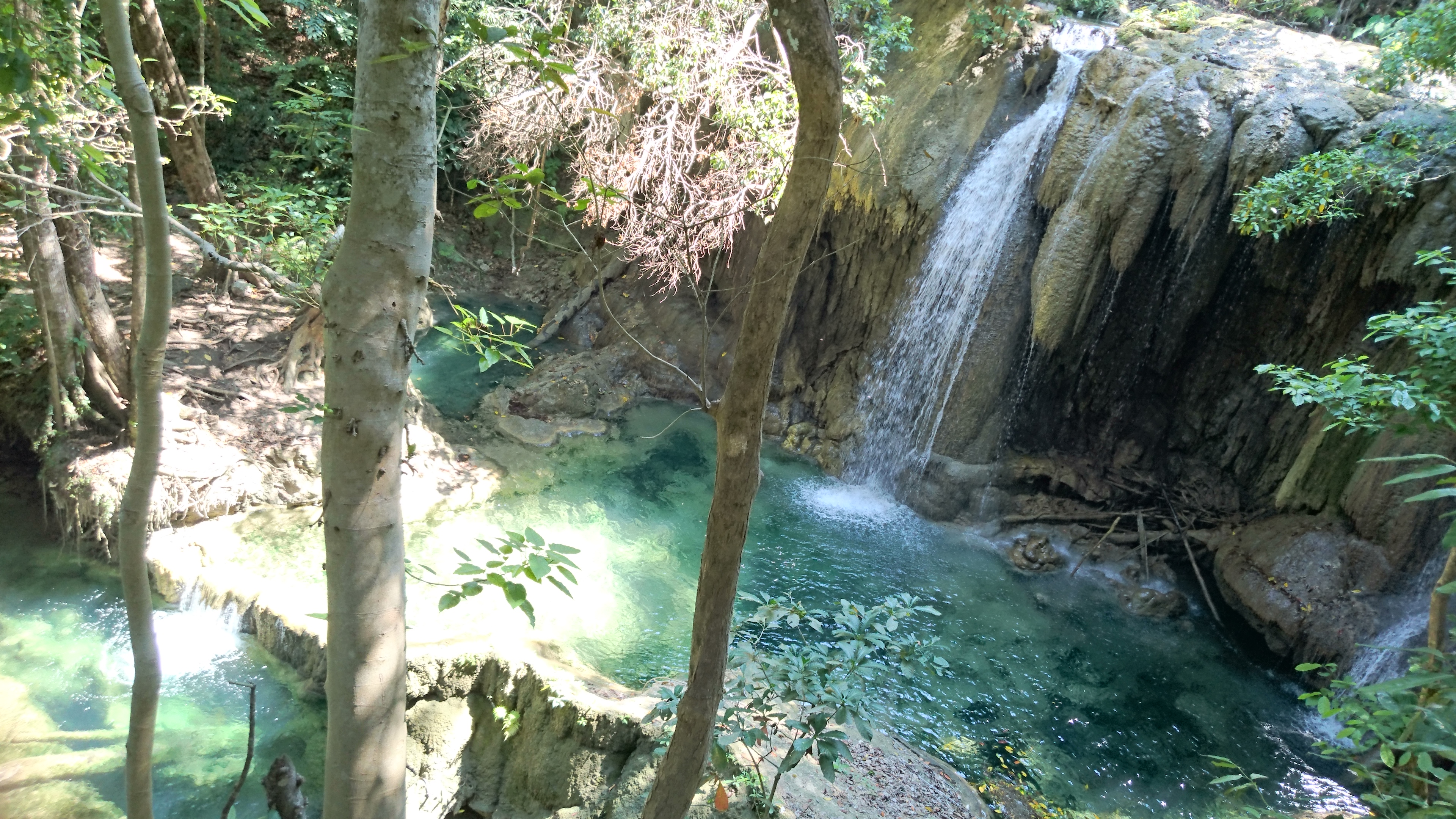 Pesona Air Terjun Mata Jitu di Pulau Moyo, Surga Tersembunyi yang Pernah Dikunjungi Putri Diana