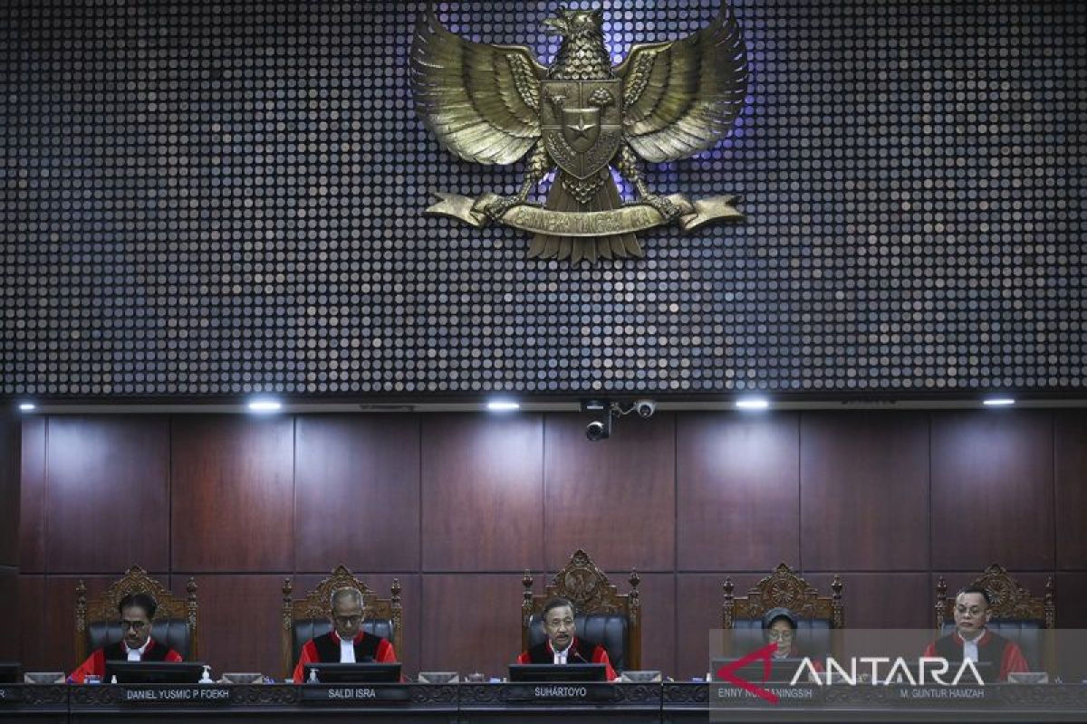 MK Putuskan Anggaran Makan Bergizi Gratis Tak Boleh Diambil dari Pos Pendidikan 20 Persen APBN 2026