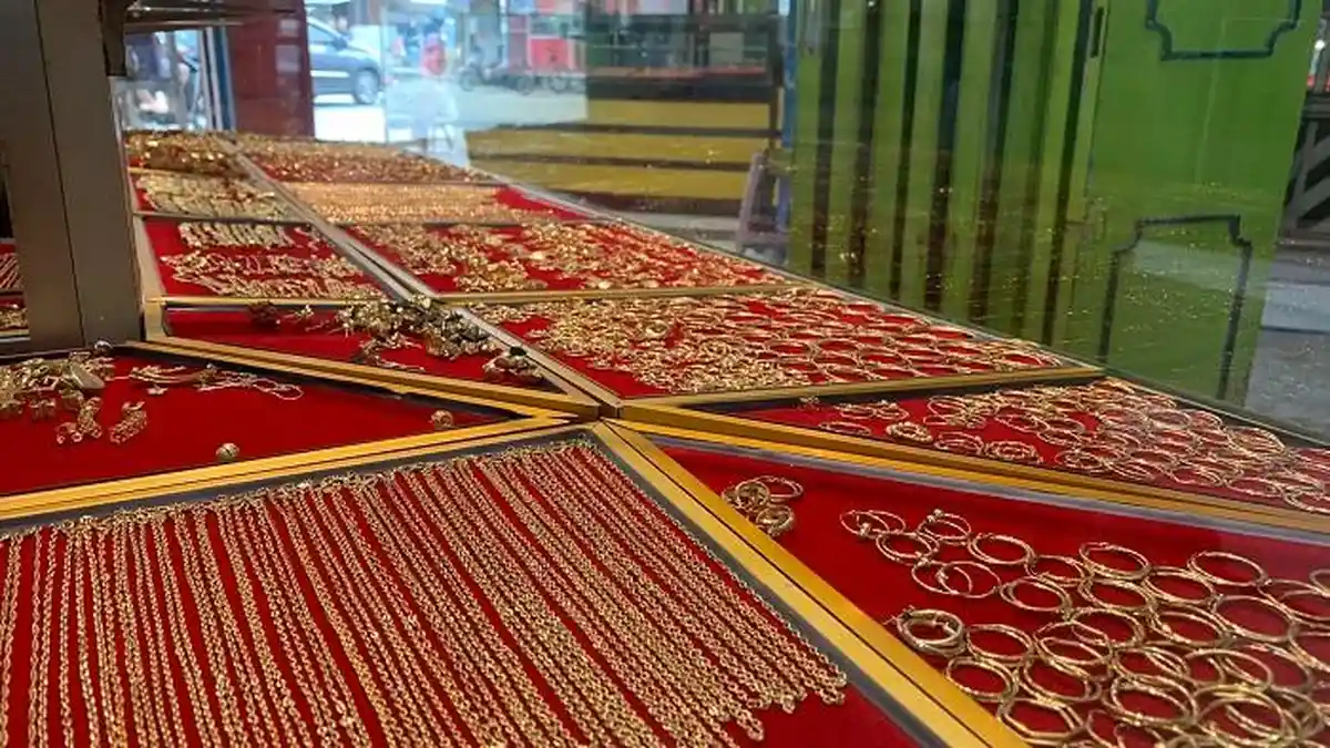 Harga Emas di Aceh Tamiang Turun Rp 100 Ribu per Mayam, Dipicu Konflik Global