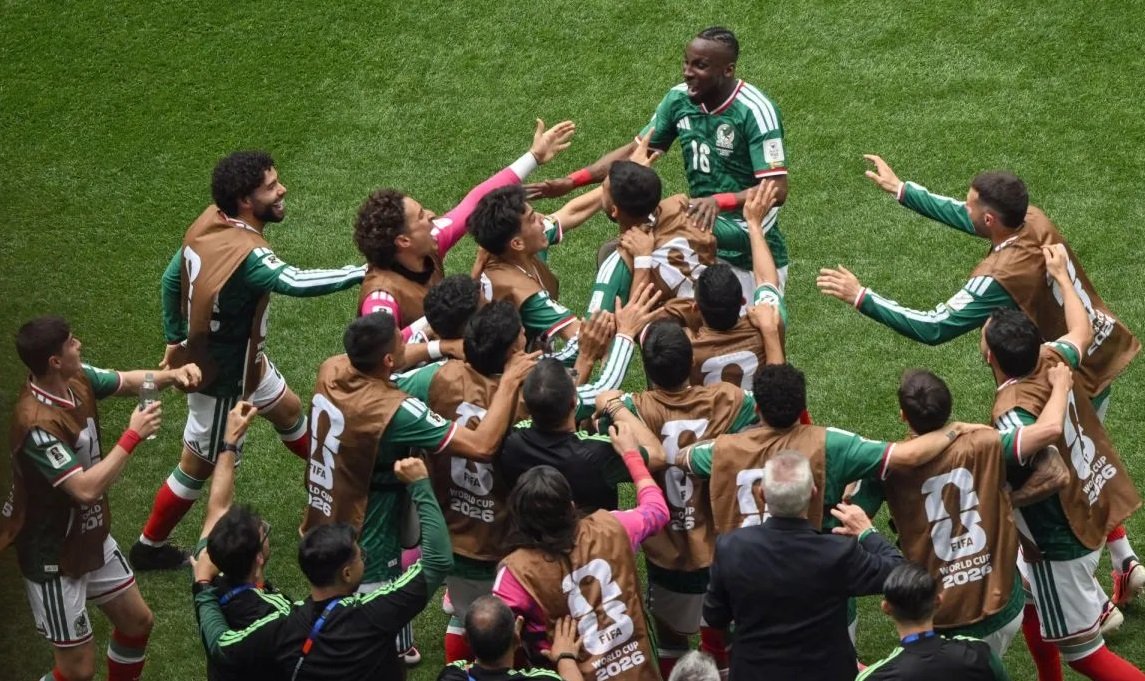 Timnas Meksiko Kalahkan Afrika Selatan 2-0 di Laga Perdana Grup A Piala Dunia 2026, Tiga Kartu Merah Warnai Pertandingan