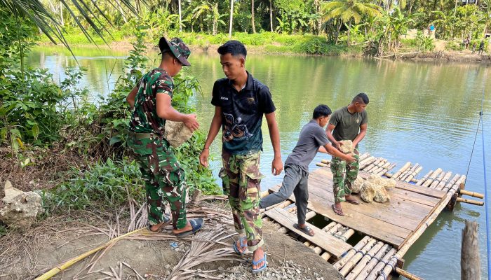 Kodim 0213/Nias Bangun Jembatan Gantung 90 Meter di Nias Selatan, Akses Warga Dua Desa Pulih