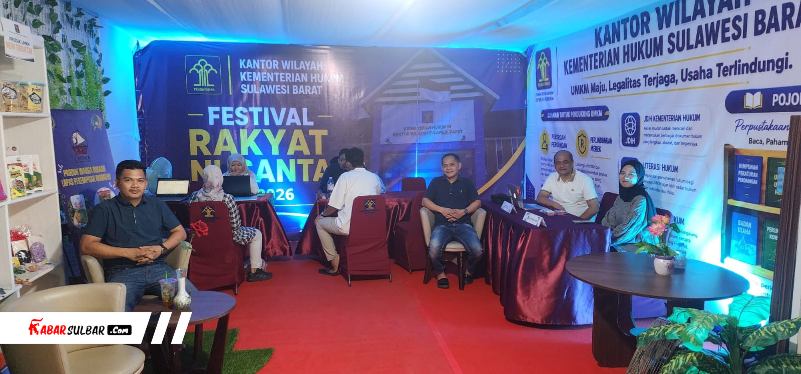 Tinjau Stan Layanan Hukum di Festival Rakyat Nusantara Mamuju, Kadiv P3H Kanwil Kemenkum Sulbar Apresiasi Konsep Interaktif dan Antusiasme Warga