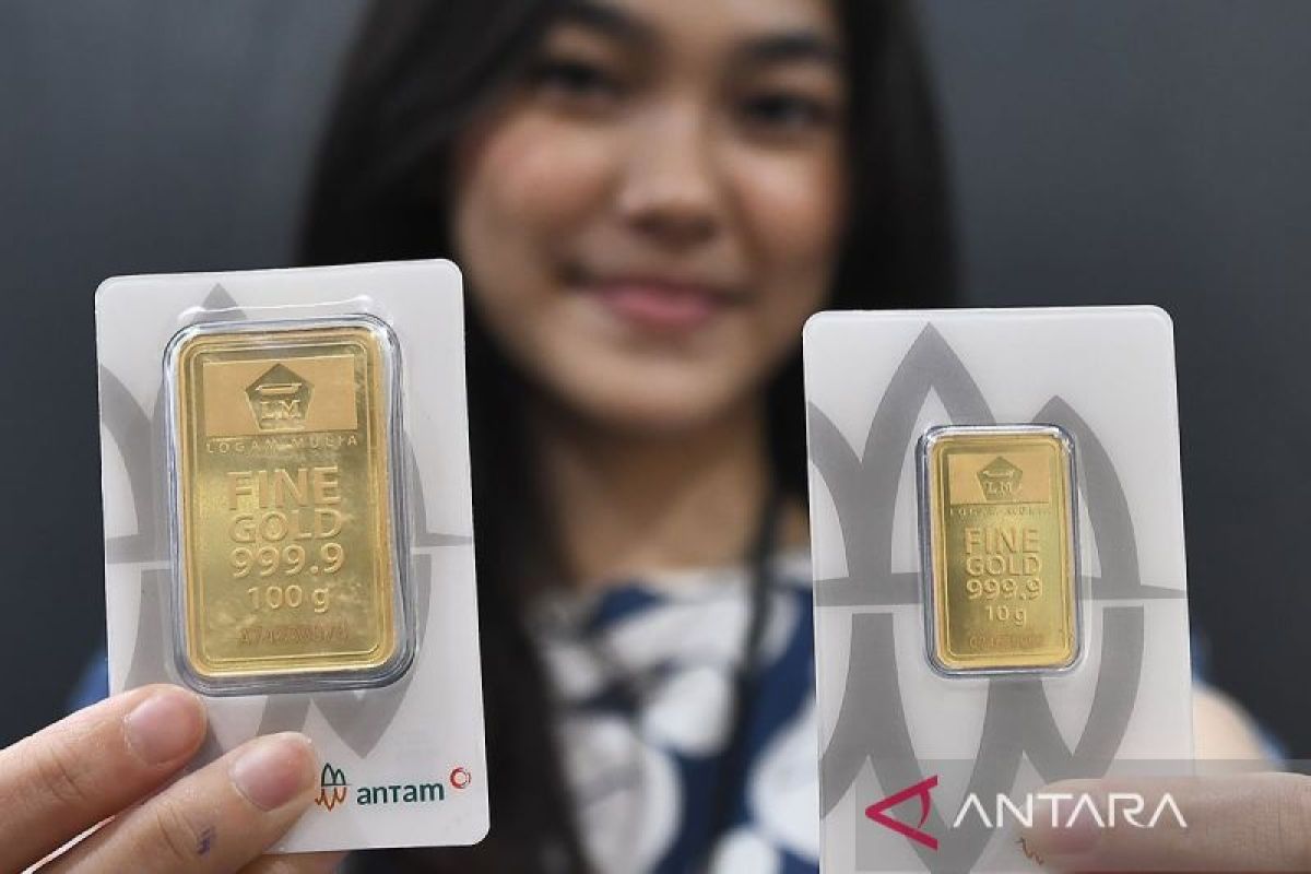 Harga Emas Antam di Banten Turun Rp9.000 per Gram, Buyback Ikut Anjlok ke Rp2,361 Juta