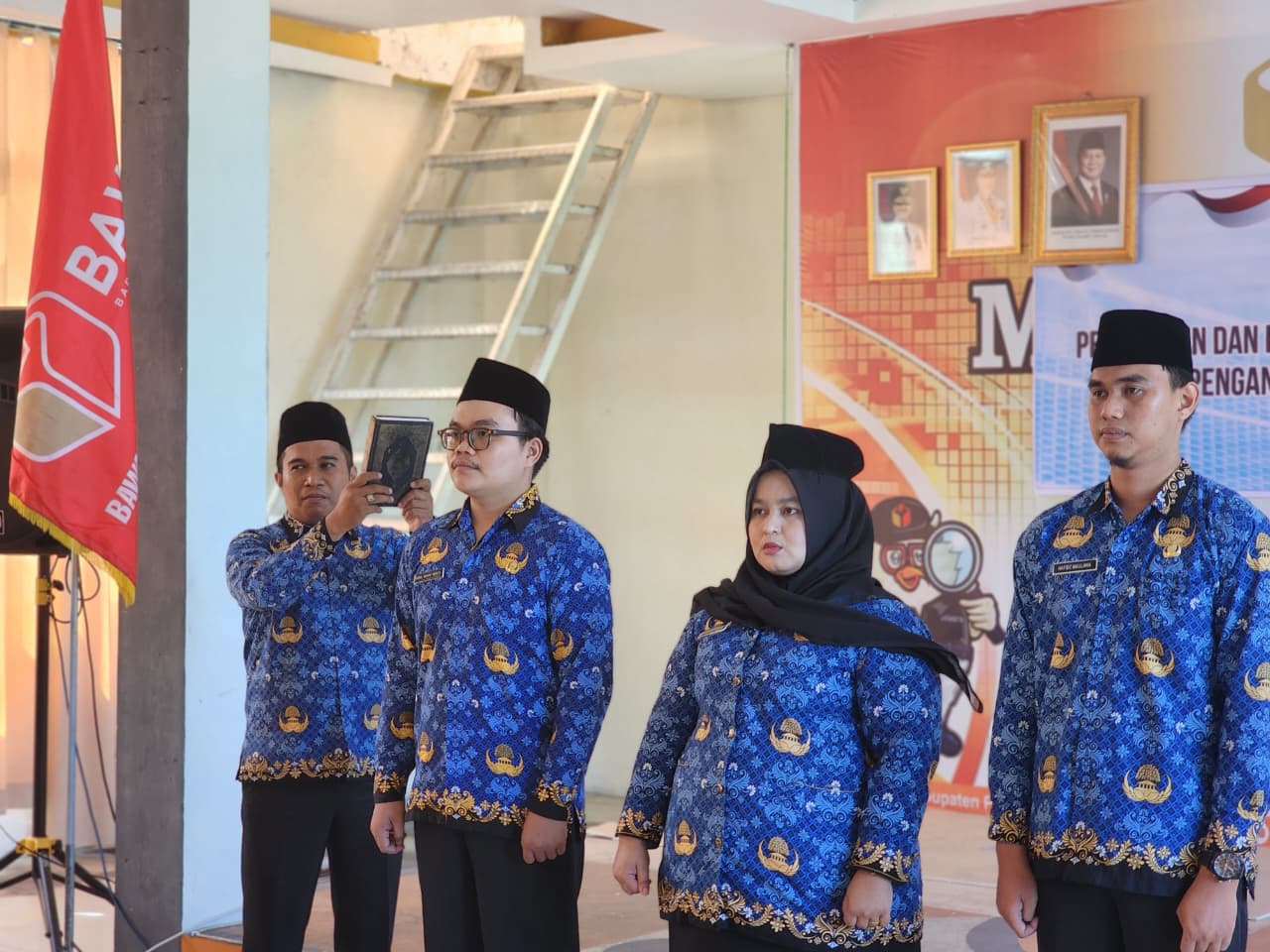 Bawaslu Pesisir Selatan Perkuat Sekretariat dengan 3 PNS Baru, Ferdinand Eskol Ingatkan Netralitas ASN