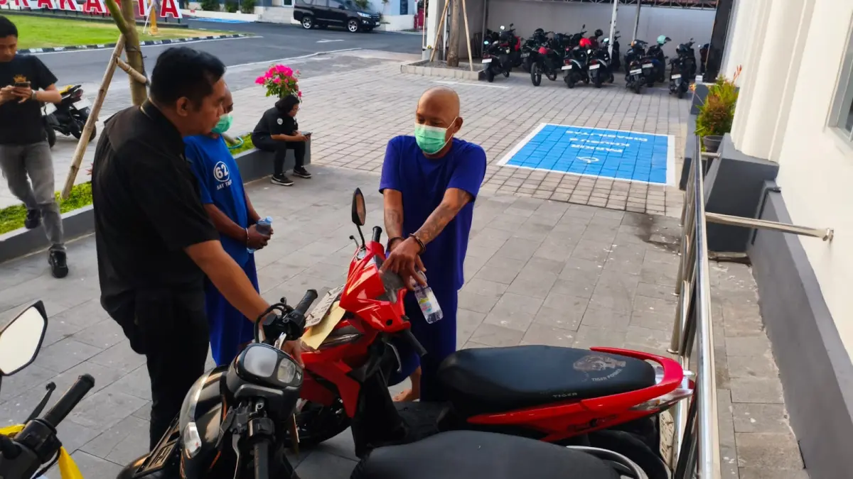 Polres Sukoharjo Ringkus Dua Residivis Pencuri Motor dan Ponsel, Korban Tertidur di Pinggir Jalan Jebres