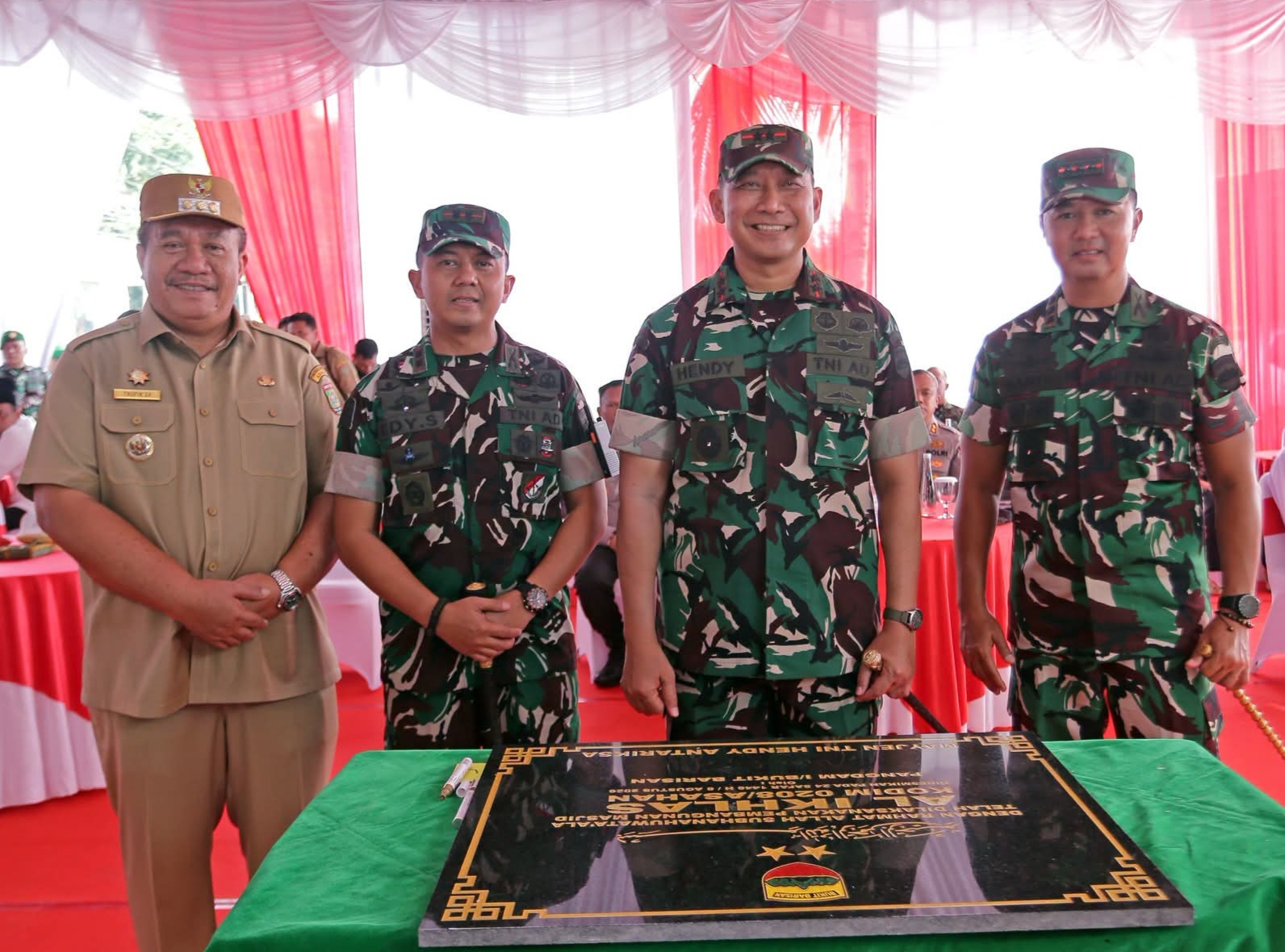 Pangdam I/BB Mayjen TNI Hendy Antariksa Resmikan Masjid Al Ikhlas di Asahan, Santuni Anak Yatim hingga Tanam Pohon