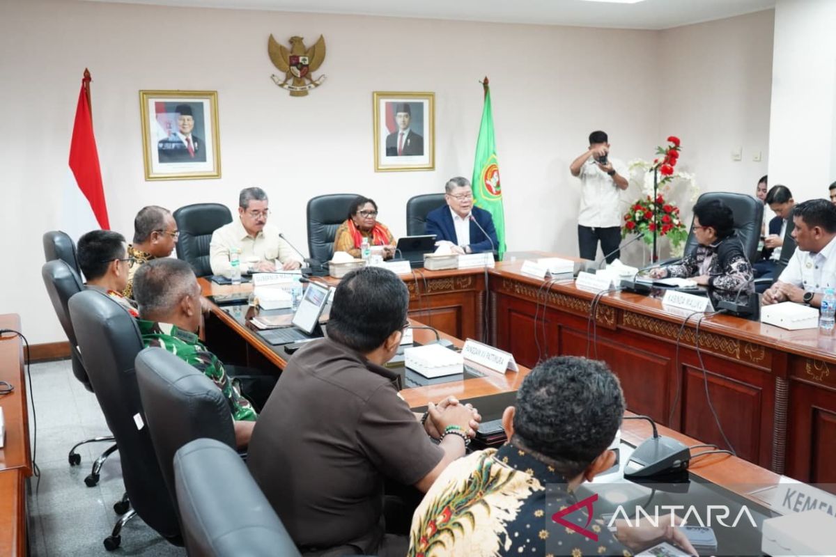 Wamendagri Ribka Haluk Dorong Sektor Maritim Maluku dan Evaluasi Serapan APBD yang Masih Rendah