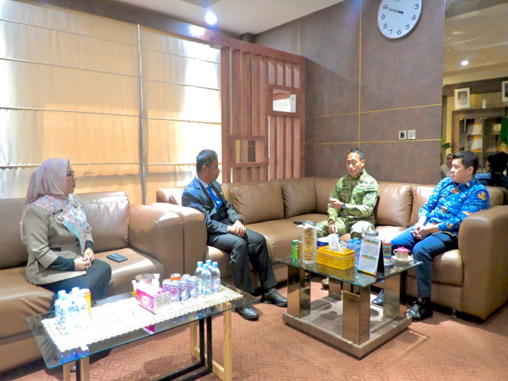 Perkuat Sinergi TNI dan Pemkab: Bupati Kampar Lepas Pamit Danyonif 132/Bima Sakti Penuh Kehangatan