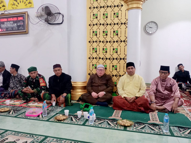 Babinsa Koramil 06/Kateman Hadiri Peringatan Isra Mi’raj Nabi Muhammad SAW 1446 H