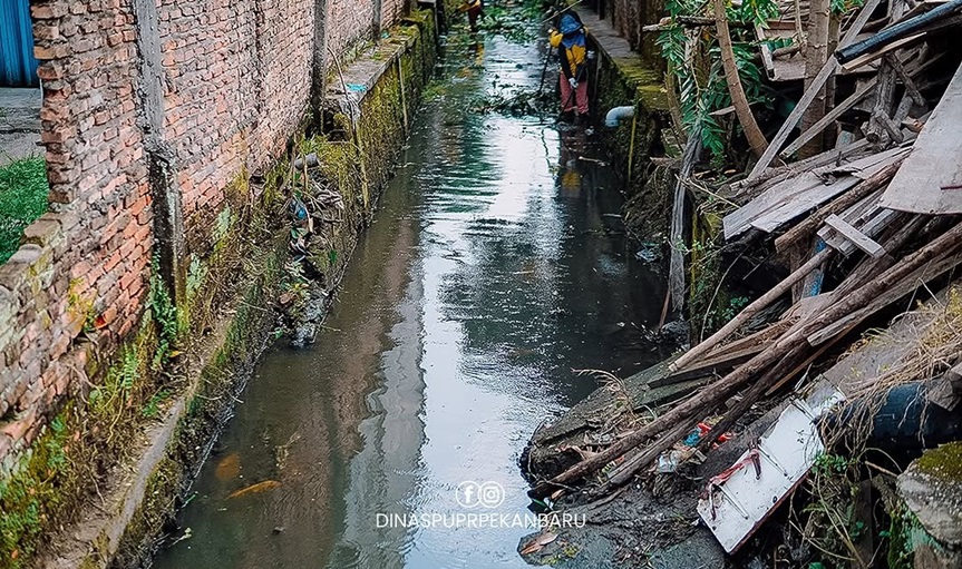 Komitmen Cegah Banjir di Kota Bertuah, Dinas PUPR Pekanbaru Lakukan Normalisasi Drainase dan Sungai