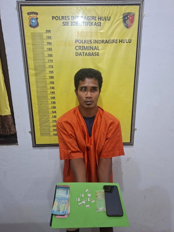 Sembunyi di Batang Cenaku, Pengedar Sabu di Inhu Diringkus Usai Drama Pengejaran 100 Meter