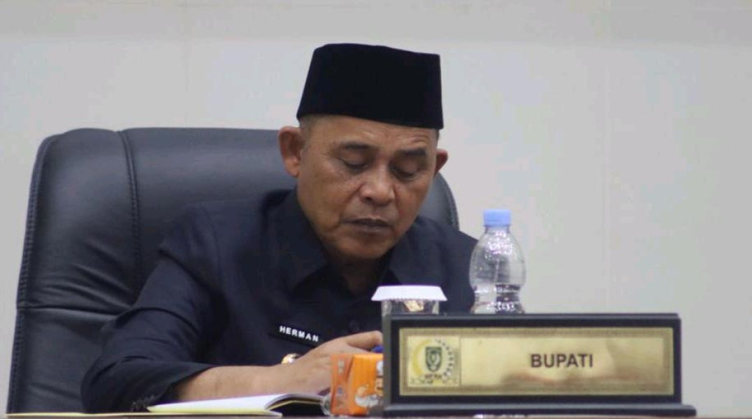 Bupati Inhil Hadiri Rapat Paripurna DPRD Terkait Perubahan APBD 2025