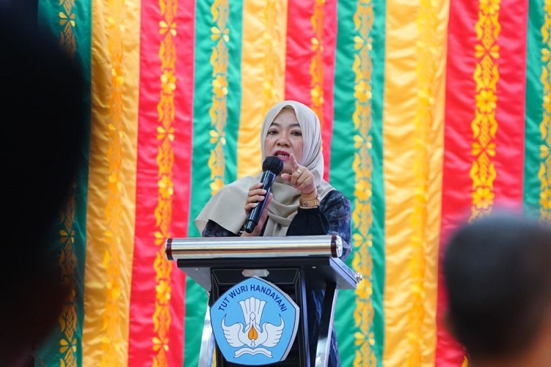 KPPG Riau Gunakan Tameng Edukasi di Balik Murahnya Harga Makan Bergizi Riau: Strategi Redam Kritik Medsos?