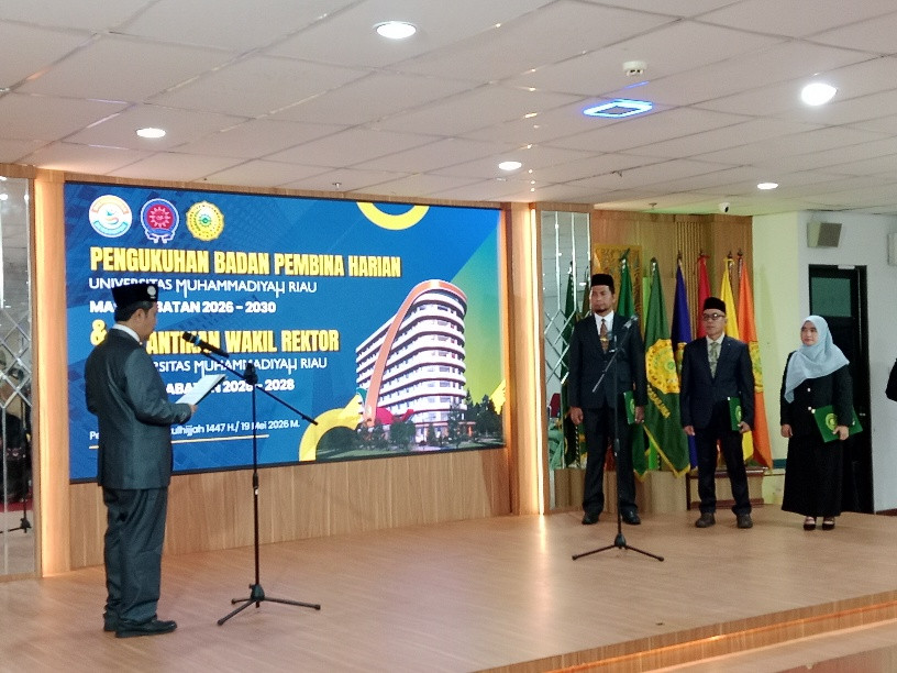 Rektor Umri Lantik Tiga Wakil Rektor, Ini Nama-namanya