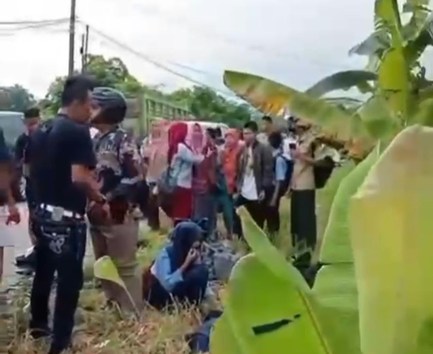 Land Cruiser Maut Tewaskan Siswi SMA, Polisi Ungkap Ketua PP Siak Main HP Saat Menyetir