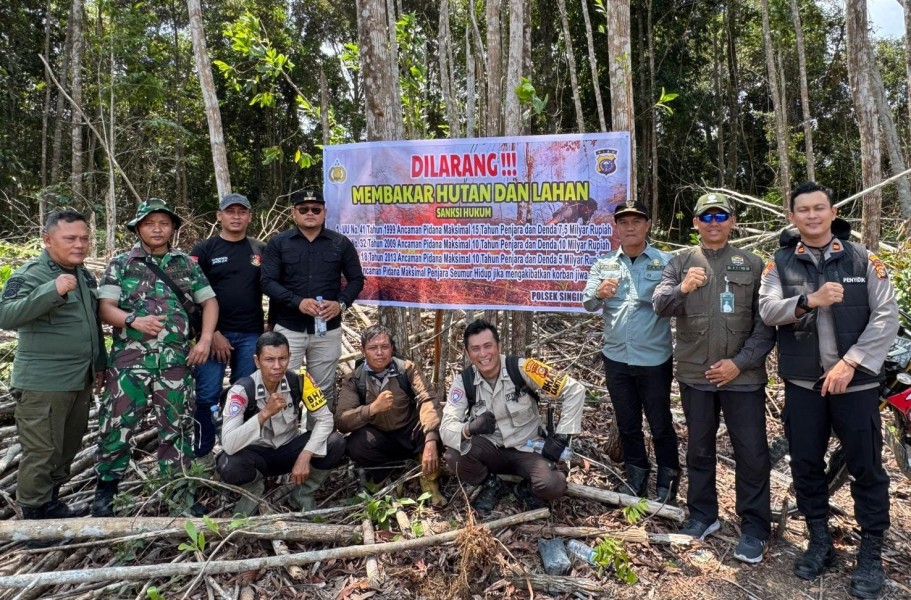 Polsek Singingi Hilir Patroli dan Pasang Spanduk Larangan Membakar di Kawasan Konservasi