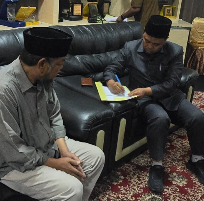 DPRD Dumai Serahkan Rekomendasi Dukungan untuk DOB Riau Bagian Pesisir