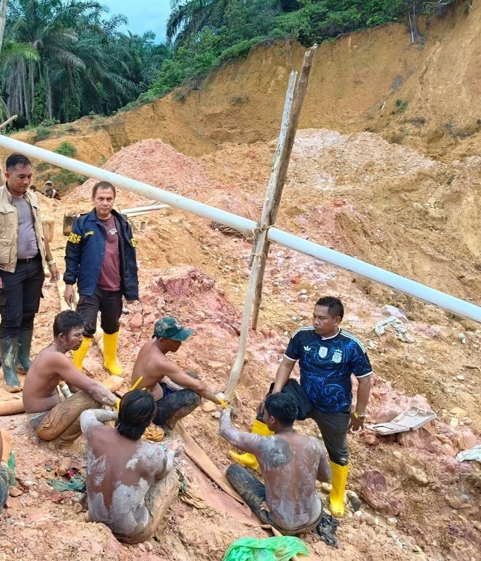 Polda Riau Buru Pemodal Tambang Emas Ilegal Kuansing, 6 Pelaku PETI Ditangkap Saat Beroperasi