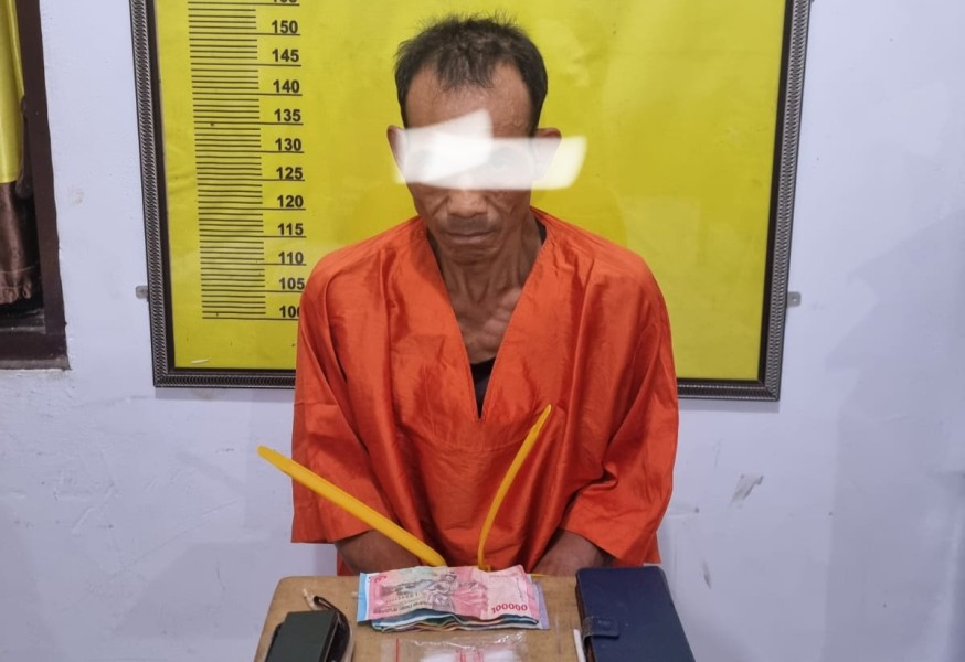 Kakek Petani Pemilik 13 Paket Sabu Diringkus Polsek Batang Cenaku