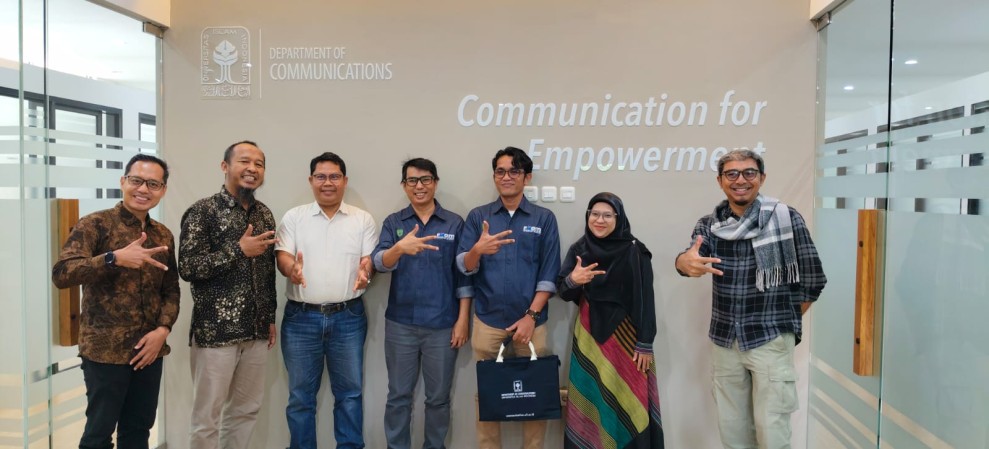 Bersiap Buka Program Magister Komunikasi, FIKOM UIR Lakukan Bench Marking ke UII
