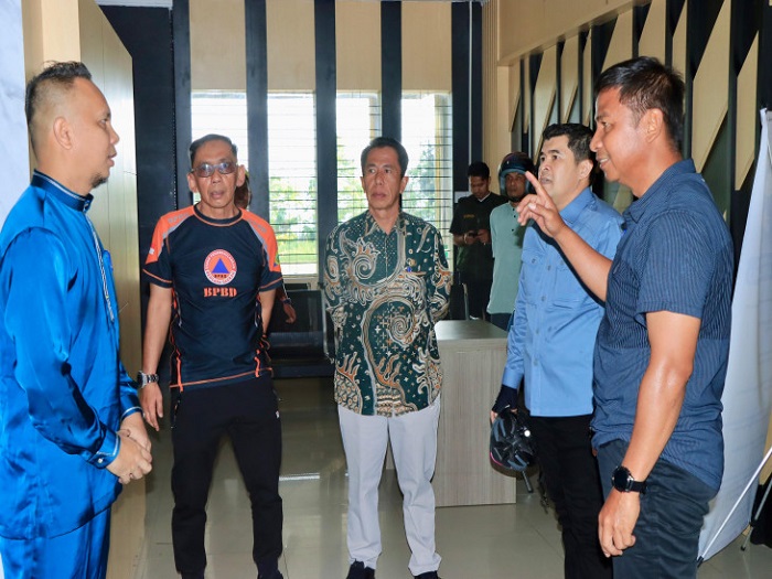 Wujudkan Green Governance, Bupati Ahmad Yuzar Pimpin Gerakan Hemat Energi Mulai dari Hal Kecil
