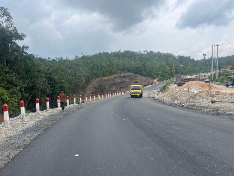 Perbaikan Jalan Lintas Riau-Sumbar Km 106 Rampung, Lalu Lintas Kembali Normal