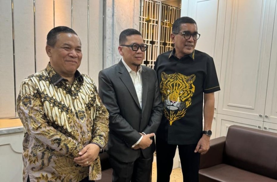 Dua Bacalon Ketua Golkar Bertemu Waketum Golkar