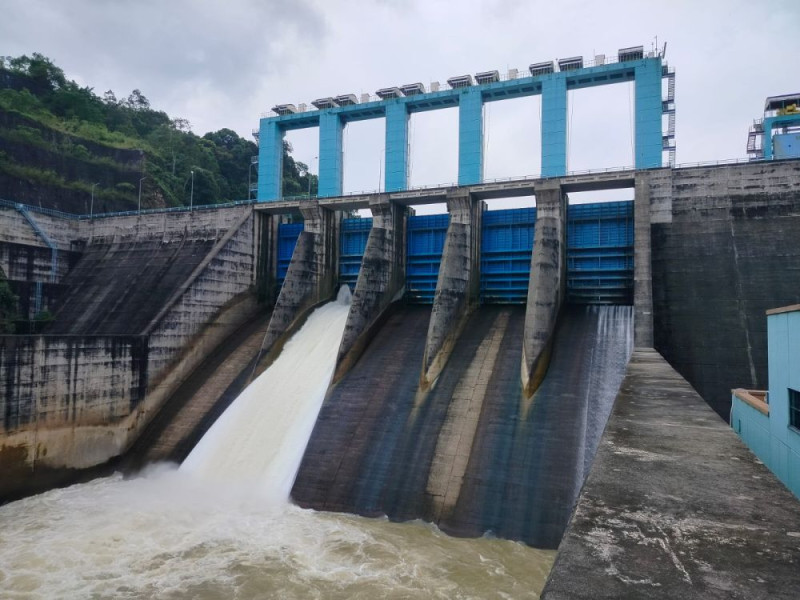PLTA Koto Panjang Tutup Seluruh Pintu Waduk, Debit Sungai Kampar Diprediksi Turun