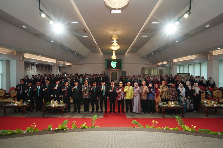 Sinergi Bersama, UIR Lantik Pejabat Stuktural di Lingkungan Kampus