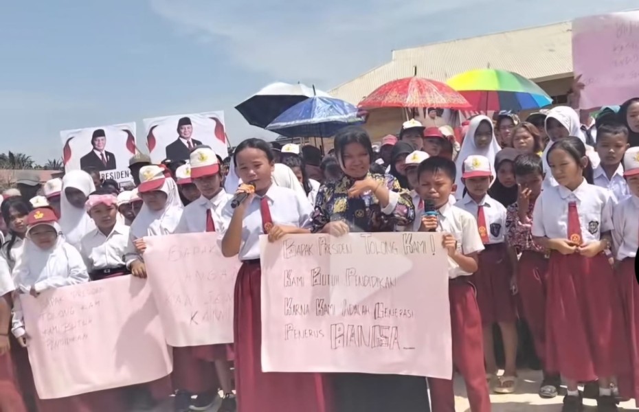 Disdikbud Pelalawan Sampaikan Nasib 1.341 Siswa di 4 Sekolah di Kawasan TNTN