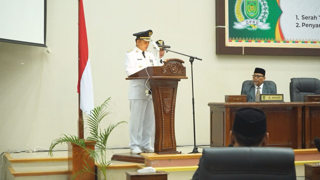 Bupati Inhil Haji Herman Komitmen Realisasikan Program 100 Hari Kerja