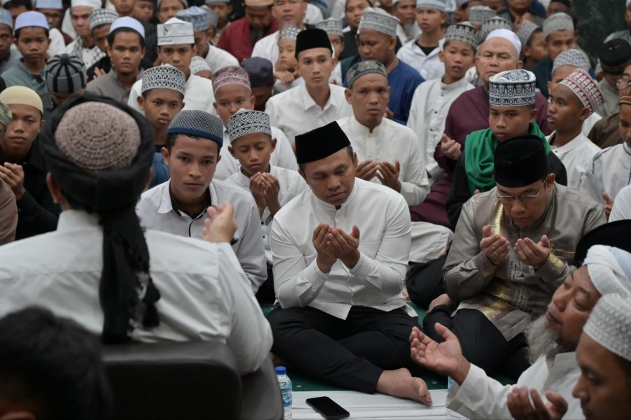 Salat Ghaib dan Doa Bersama, Gubri Abdul Wahid: Pemerintah dan Ojol Riau Bersatu