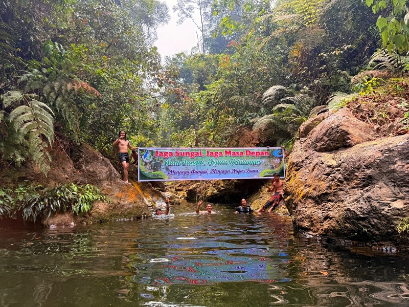 Dapat Kerja Tapi Sungai Dirusak, Warga Singingi Hilir Minta Perusahaan Bertanggung Jawab