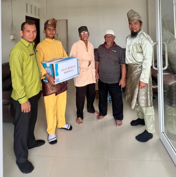 SMAN Bernas Pangkalan Kerinci Teguhkan Nilai Gotong Royong