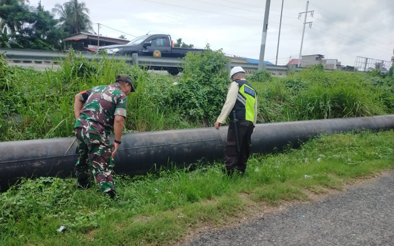 Babinsa Koramil 02 Bukit Kapur Patroli Keamanan