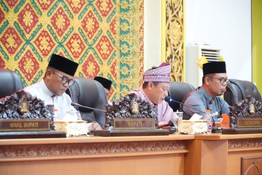 DPRD Pelalawan Gelar Sidang Paripurna Penandatanganan Nota Kesepakatan KUA dan PPAS Perubahan APBD Tahun 2025