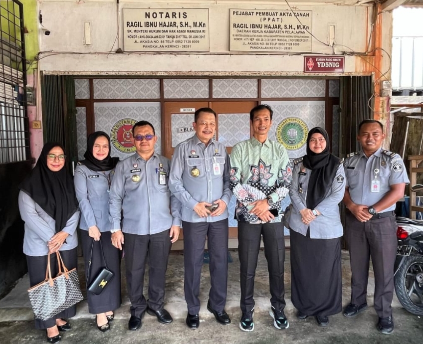 Usai Bertemu Bupati H Zukri, Kepala Kanwil Kemenkum Riau Berkunjung Ke kantor Notaris Ragil Ibnu Hajar