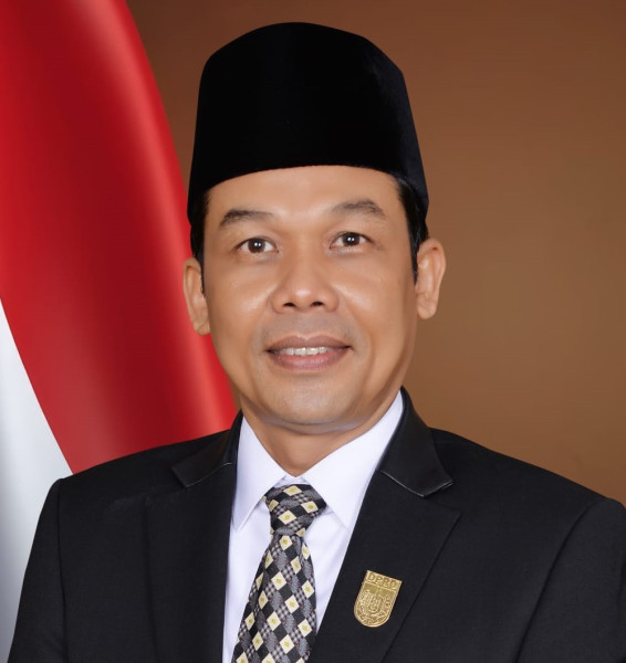 DPRD Pekanbaru Desak DLHK Percepat Lelang Pengangkutan Sampah, Roni Amriel Soroti Efisiensi Anggaran