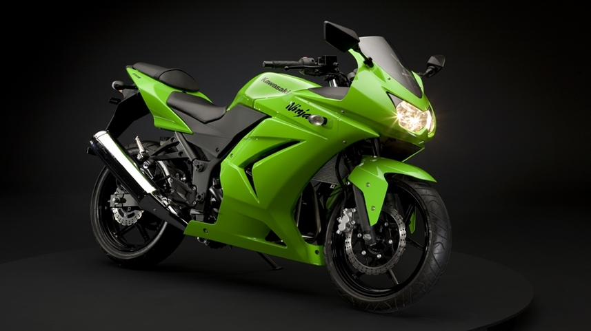 Kawasaki Ninja 250R Karbu: Motor Sport Legendaris di Indonesia
