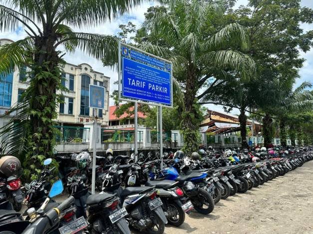 Tarif Parkir di Pekanbaru Resmi Turun Mulai Hari Ini