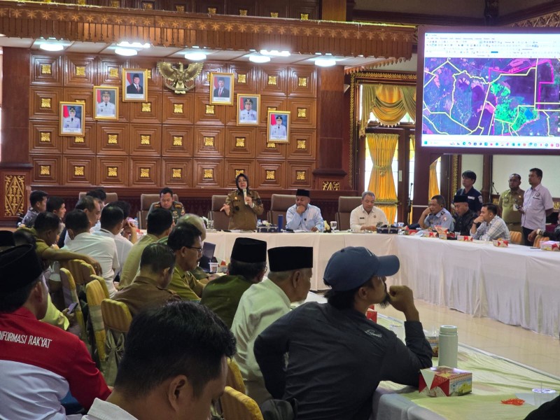Kerusuhan PT SSL Siak, Bupati Afni Siap Diperiksa Polisi