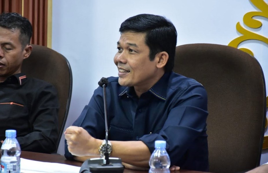 Roni Amriel Kritik Keras Satpol PP: Jangan Takut Oligarki!
