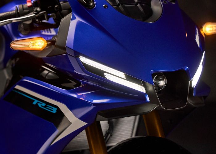 Yamaha R25 2025: Tetap Sporty, Tapi Kok Masih Ada yang Kurang?