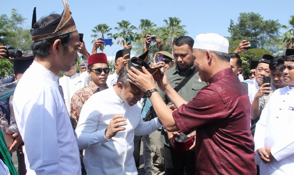 Hadiri Istighosah Gema Muharram di Tembilahan Gubernur Riau Disambut Bupati Inhil