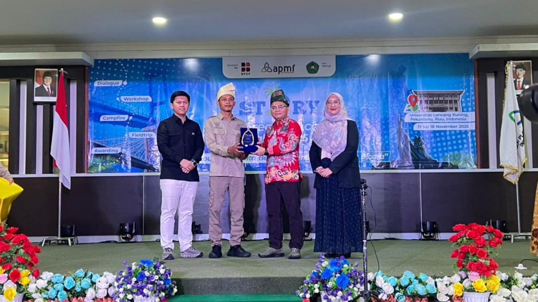 Apresiasi APMI, Rektor Unilak Dorong Generasi Muda Jadi Penerus Industri Sawit Indonesia