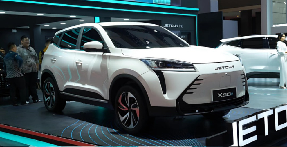 Promo JETOUR X50e di IIMS 2025: Gratis Bensin hingga 1.000 Liter!
