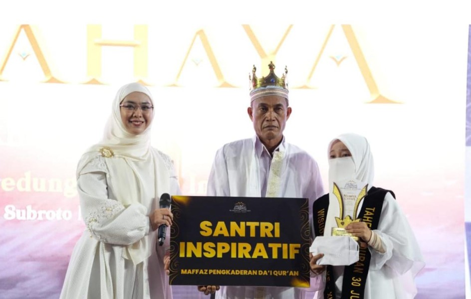 Bupati Inhil Rekomendasikan Hafizhah 30 Juz Lanjutkan Pendidikan ke Arab Saudi