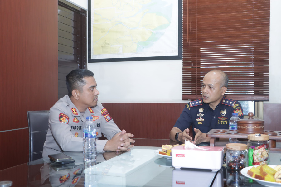 Kapolres Inhil Silaturahmi ke Bea Cukai Tembilahan