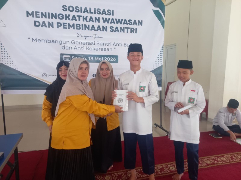Bentengi Generasi Muda, Pemkab Kampar Melalui Forum Puspa Madani Gelar Sosialisasi Anti-Bullying di Ponpes Ustman Bin Affan
