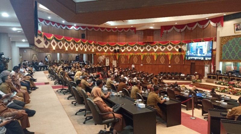 Sebelumnya Sempat Digertak SF Hariyanto, Kini Kepala OPD Riau Berbondong-bondong Penuhi Sidang Paripurna